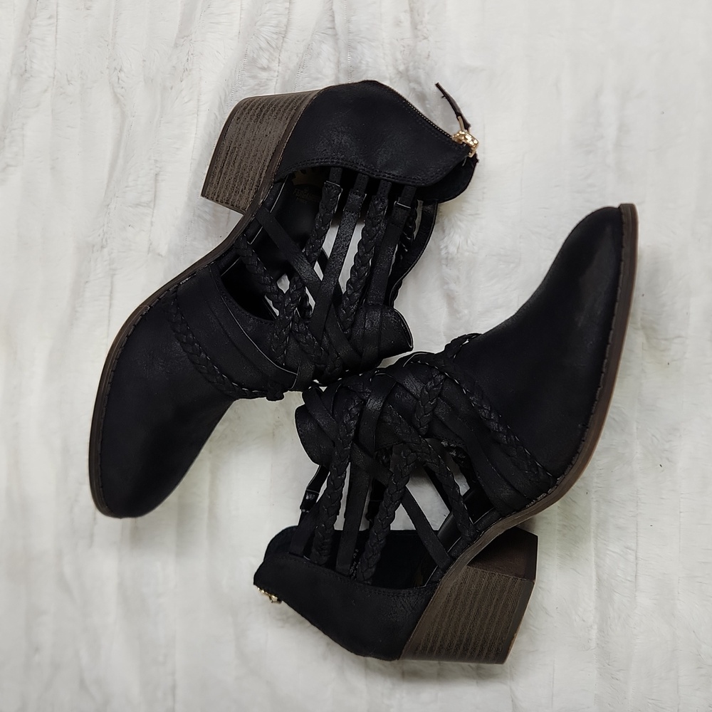 Fergalicious Bunker Ankle Bootie, Black, Size 8.5